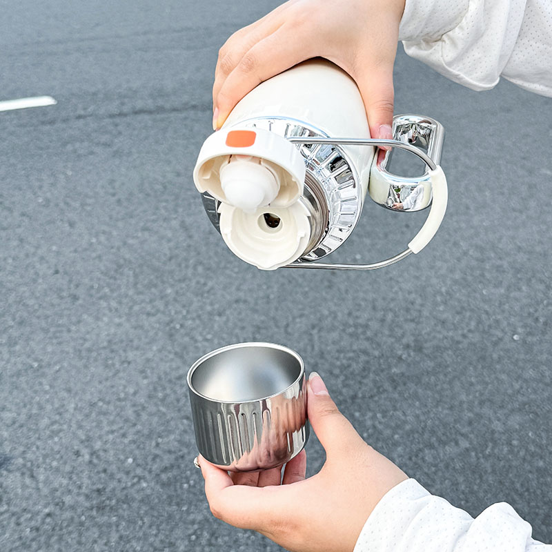 1個入りステンレス製保温保冷水筒、1000ML大容量携帯用魔 - Sports Water Bottle Insulated のレビューと価格