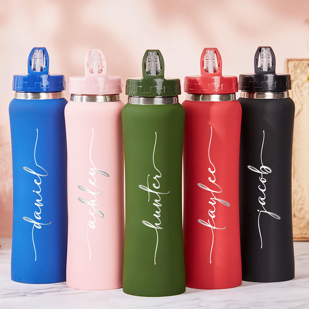 名前入りステンレス製ウォーターボトル（ストロー付き）、カスタ - Sports Water Bottle Insulated のレビューと価格